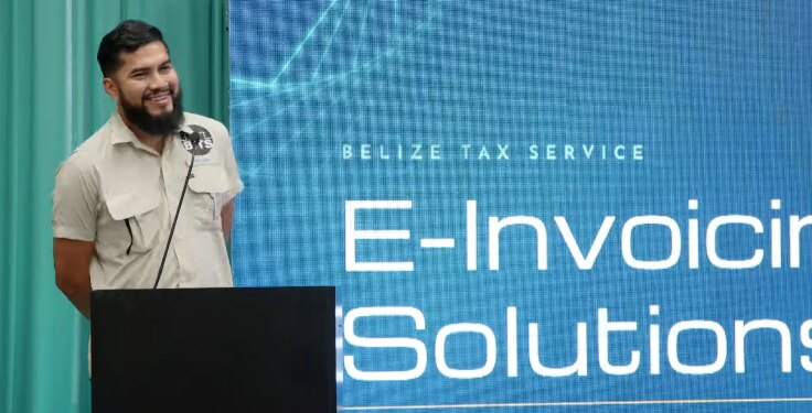 Mark Noble presenting the Belize Tax Service e-invoicing service at its launch presentation